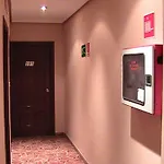 Hotel Manises מלון מניסס