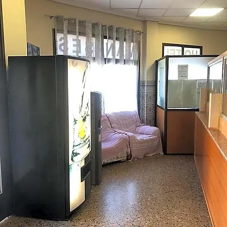 Hotel Manises Otel
