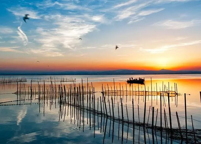 Hotel Manises Hotel *