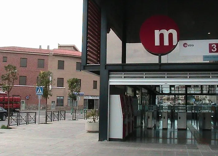 فندق Hotel Manises