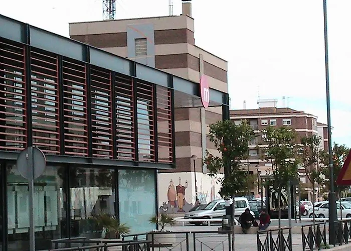 فندق Hotel Manises